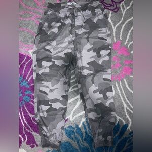 Hollister Women’s Camouflage Joggers
